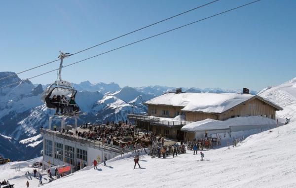 Hotel Oxa Hittisau Exterior foto
